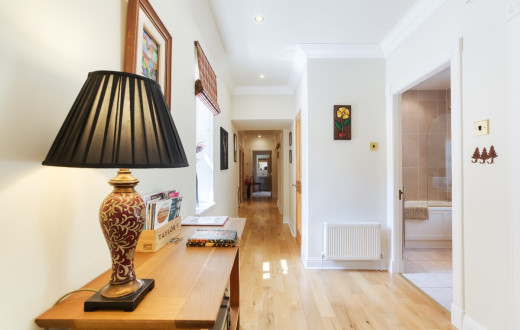 9 The Mansion House, Dollarbeg