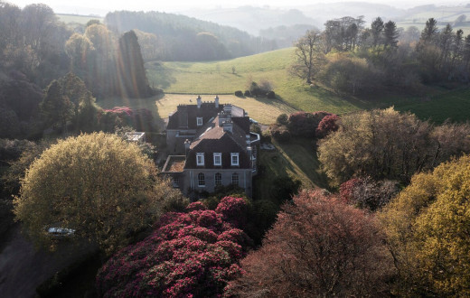 Cornish Manor set in 25 acres