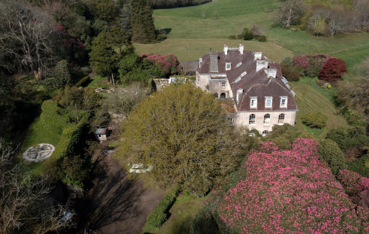Cornish Manor set in 25 acres