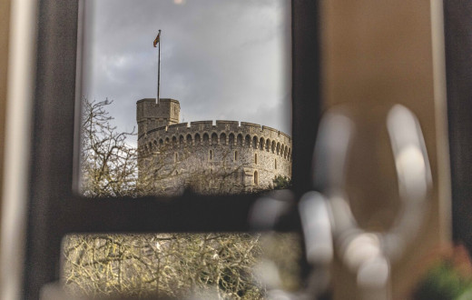 Hidden Gem With Windsor Castle Views & Parking