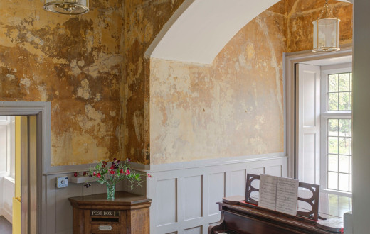 Manor house with natural swimming pool & sauna