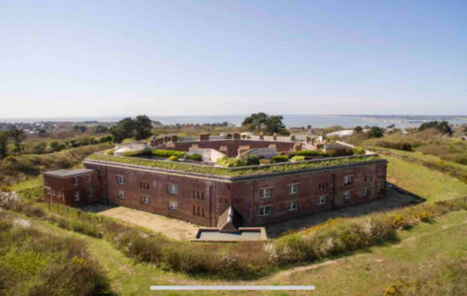 3 bedroom home in unique Grade I listed fort.