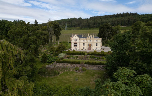 Assynt House - Exclusive Use Holiday House