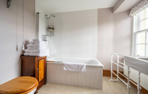 Assynt House - Exclusive Use Holiday House