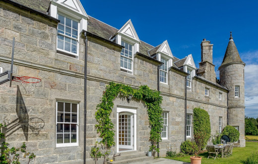 yet within easy reach of Aberdeen and major roads. \n\""Cottage\"" massively undersells it though - it's the end of a mansion more like