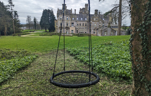 Alice House Stone Cross Mansion