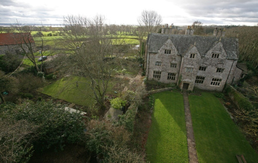 Welsh Gatehouse: Historical Castle with EV Charger