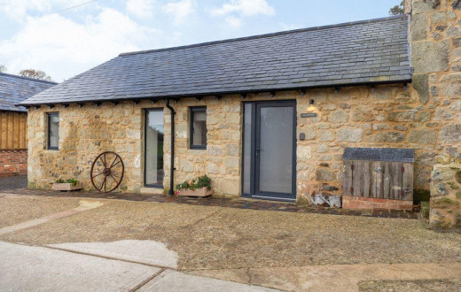 Cooks Castle Farm - The Grain Store