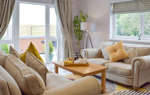 Firstone Holiday Cottages - Oak Cottage