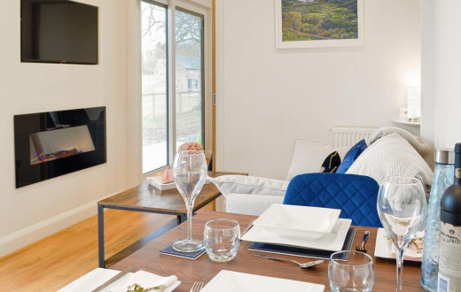 Farm Holidays - Lime Tree Lodge