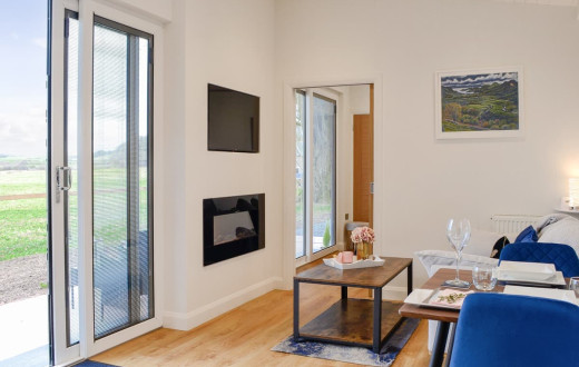 Farm Holidays - Lime Tree Lodge