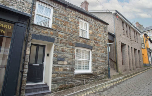 Castle Cottage