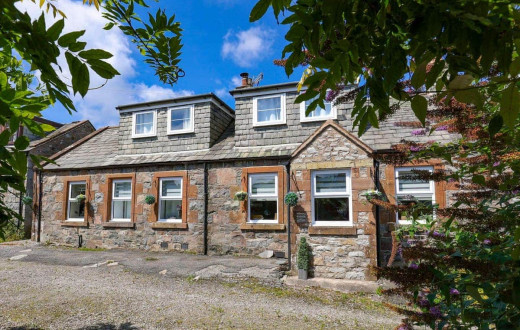 Holly Cottage