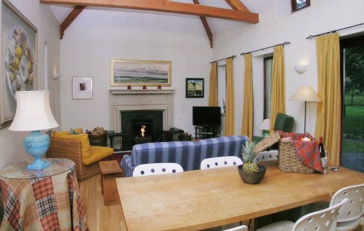Crofts Cottages - Marwhin Cottage