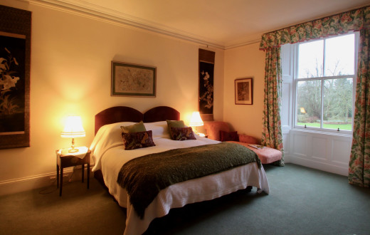 Unique Victorian mansion house with period details - 14 bedrooms.