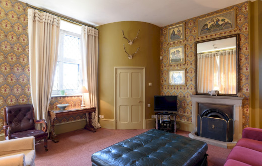 The Hunting Tower  - Two Bedroom Castle Sleeps 4