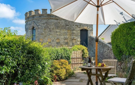 Castle by the Beach with Sea Views Portreath