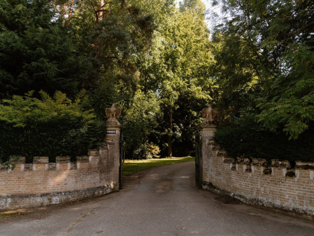 Gallery image